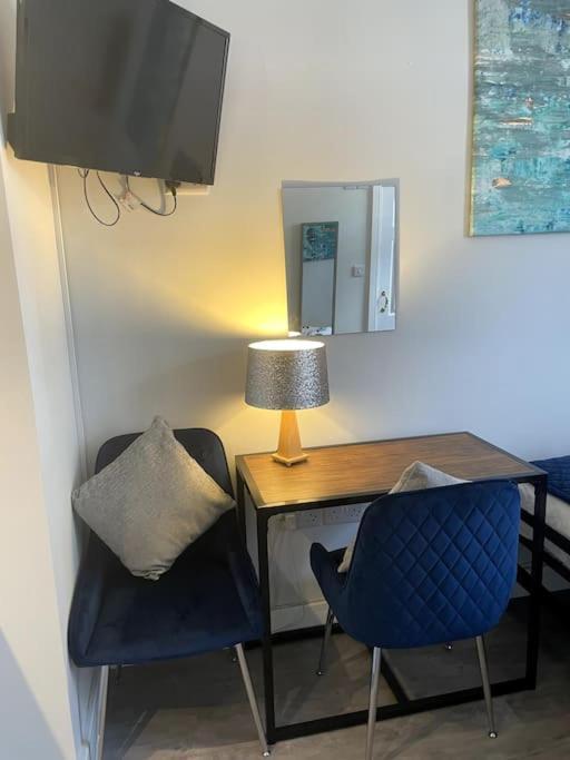 The Snug - City Centre Studio York Bagian luar foto